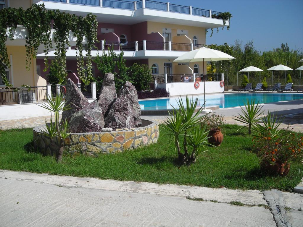 Fotini Studios Vassiliki Esterno foto