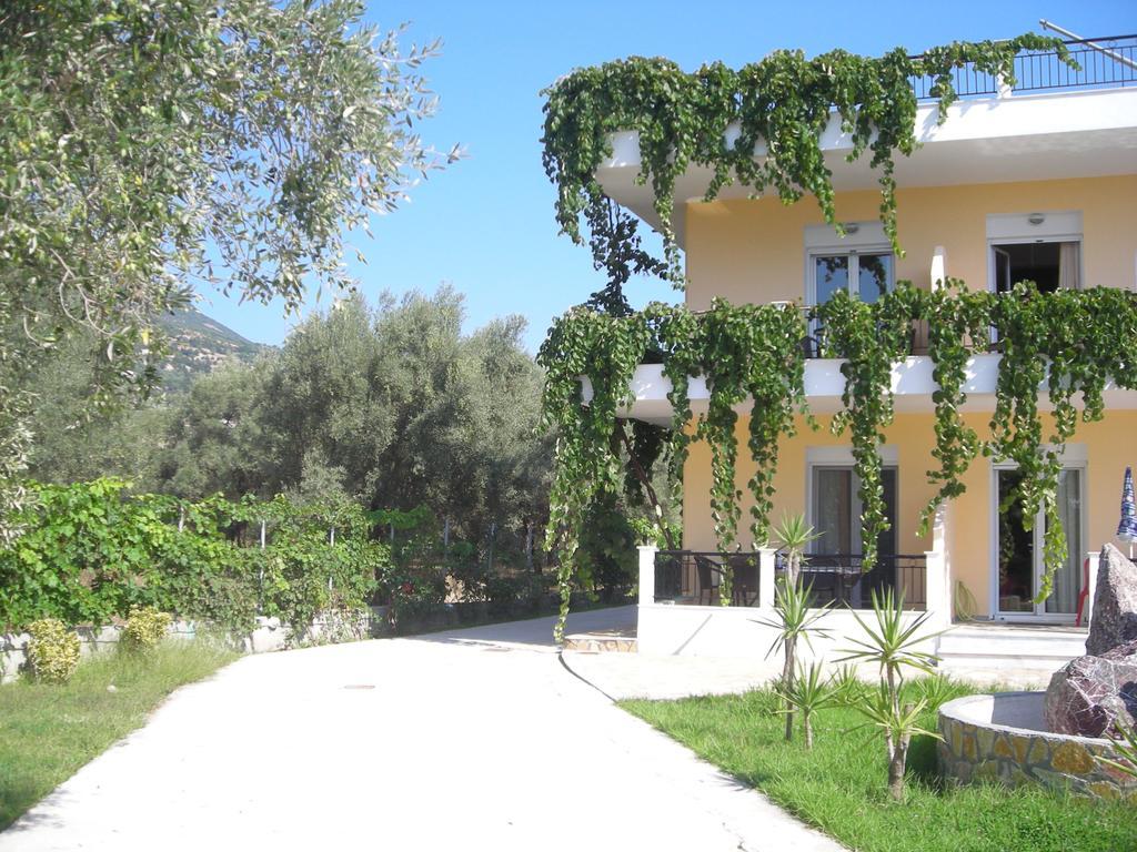 Fotini Studios Vassiliki Esterno foto