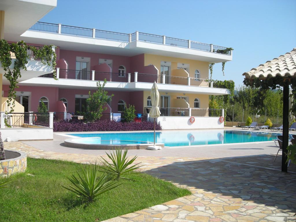 Fotini Studios Vassiliki Esterno foto