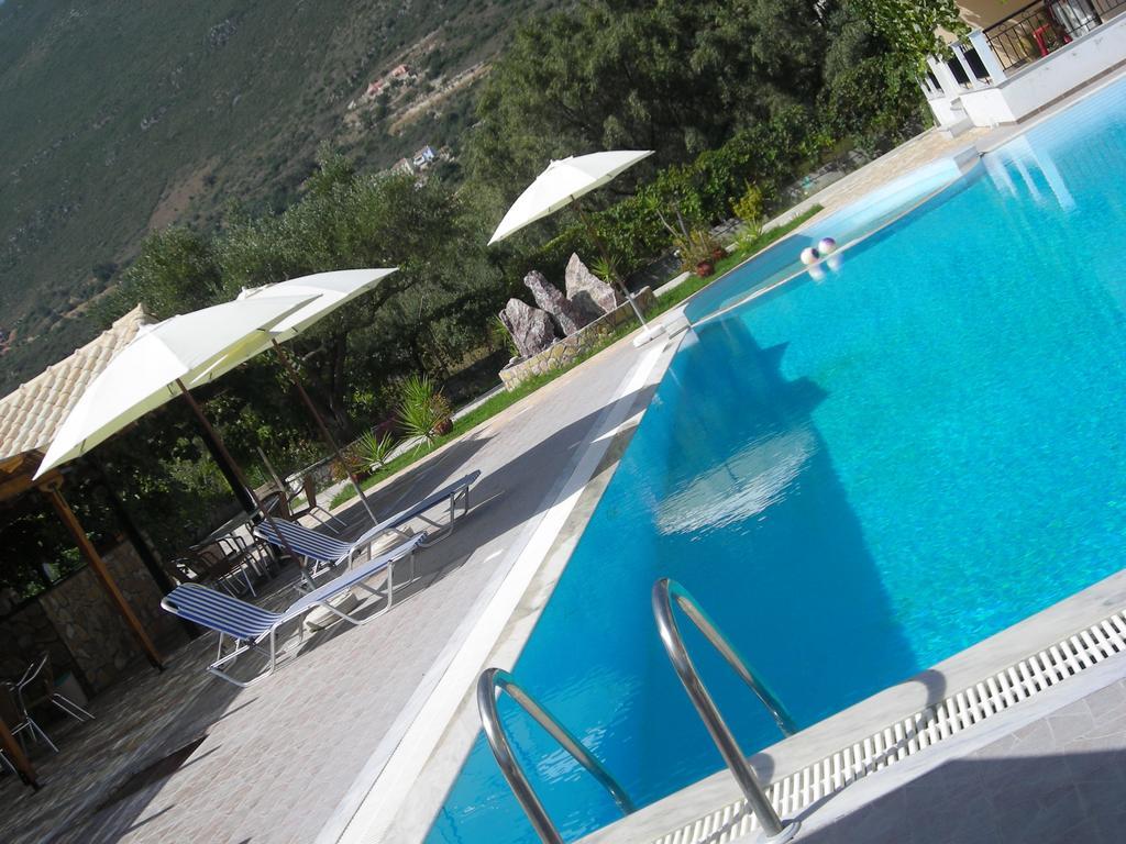 Fotini Studios Vassiliki Esterno foto